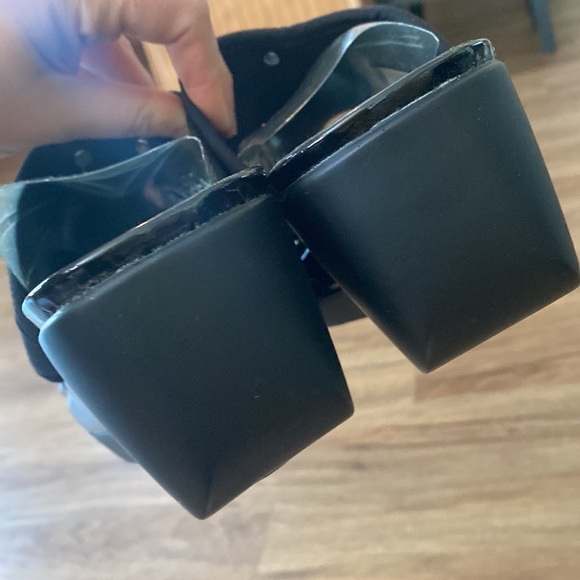 Kenneth Cole REACTION Women's Pepea Life Sporty Thong Platform Sandal Wedge 11M - Picture 5 of 7